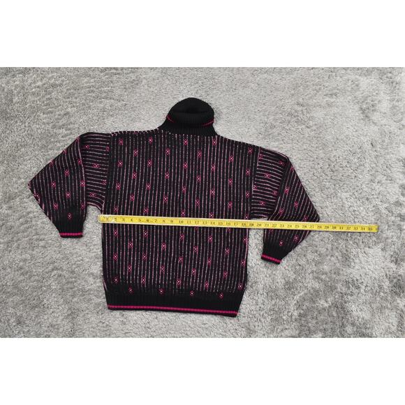 Vintage Bears Crossing Black Pink Sweater M Cotton Pullover USA Vintage Knit - Picture 4 of 6